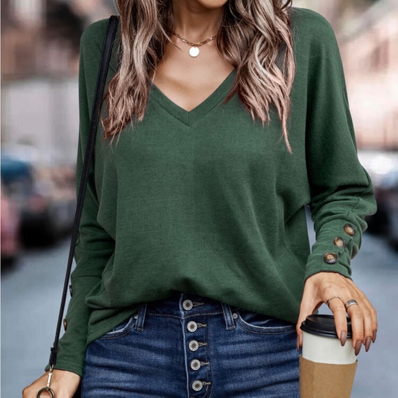 Boho dark green batwing sleeve top - Picture 2 of 6